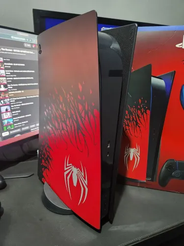 Playstation 5 Spider Man limited edition + 1 Dualsense cinza