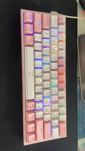 Teclado 80% Redragon Fizz Pro K617-rgb Qwerty Red Inglês Cor Branco E Rosa Rgb