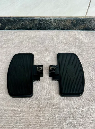 Plataforma garupa para moto ( indicada para Harley )