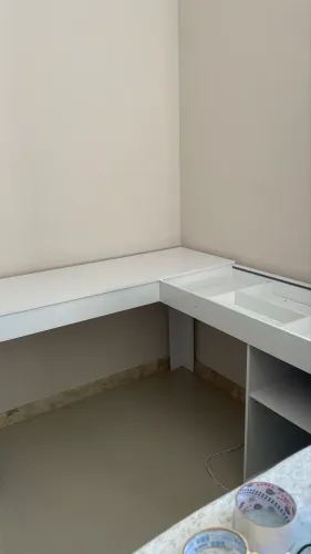 Escrivaninha com espelho 
