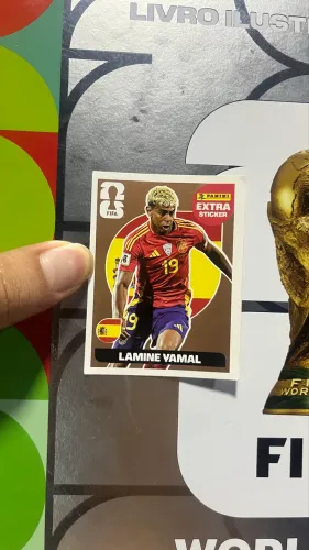 figurinha lamine yamal bronze 