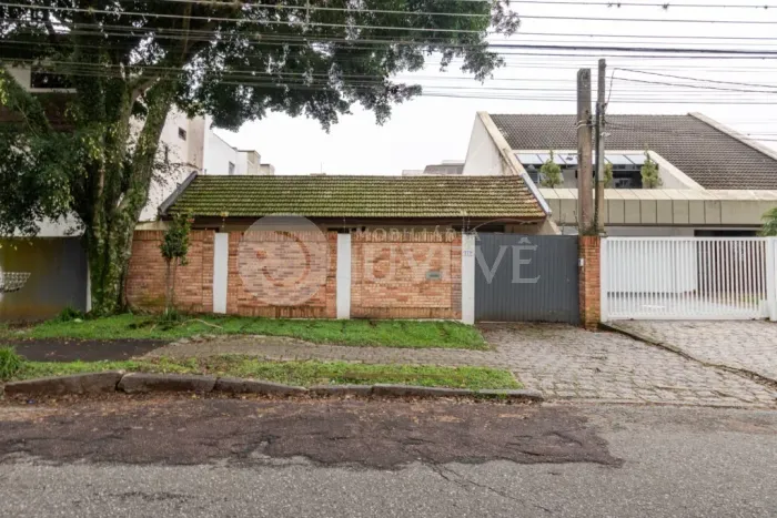 IMOBILIÁRIA JUVEVÊ ALUGA CASA COMERCIAL HUGO LANGE PRX UFPR AGRARIAS R.AUGUSTO STRESSER PE