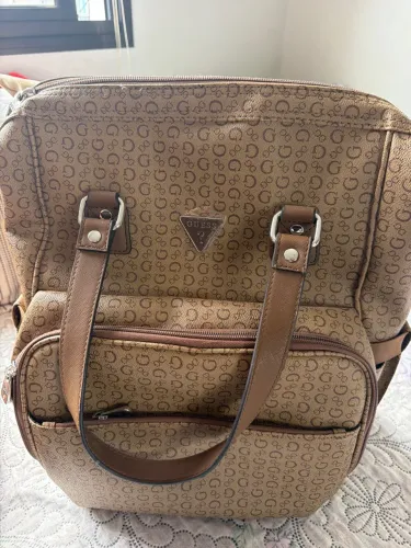 Mochila Maternidade GUESS