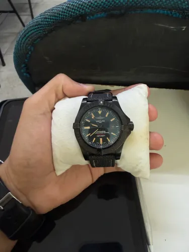 RELÓGIO BREITLING AVENGER BLACKBIRD