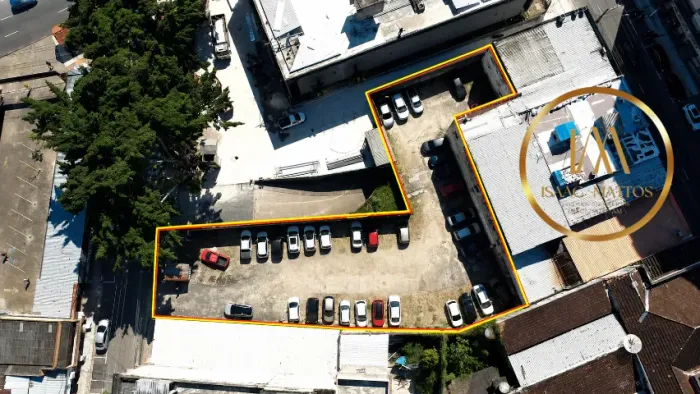 Centro, Terreno 1.075m², Plano, Limpo, Murado, Piso em concreto, Legalizado bem Localizado