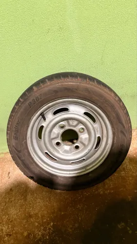 Roda Aro 14 Original de Fusca/Brasília para Estepe com Pneu em Bom Estado