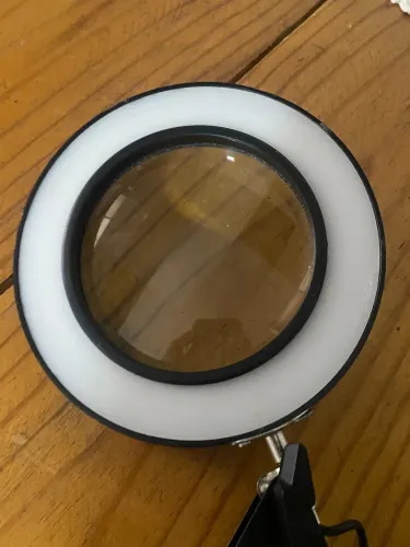 Lupa com led 
