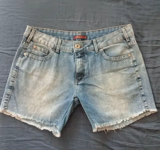 SHORT JEANS CONFORTÁVEL 42
