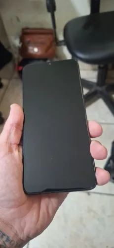 A04e 64gb aparelho novo e com garantia da tela 30 dias e acompanha película 3D