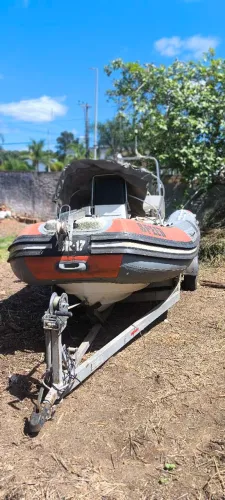 Oportunidade. Vendo bote flexboat 5 metros
