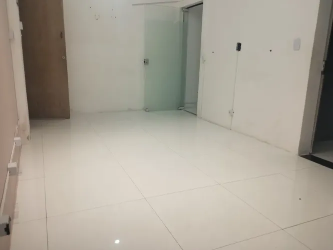 Sala Comercial em Pitangueiras - Guarujá