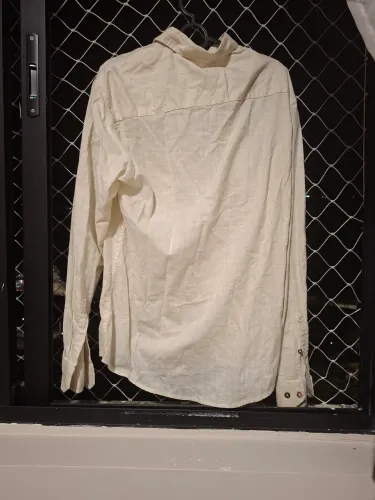 Camisa tipo bata marca Ogochi nova na etiqueta tamanho P