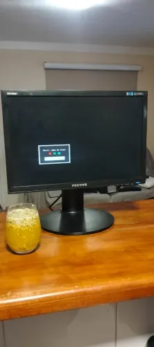 Monitor Positivo 19" LCD VGA e DVI-D