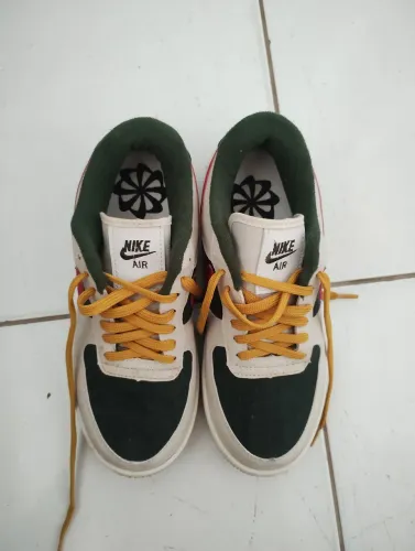 Tênis Nike semi novo