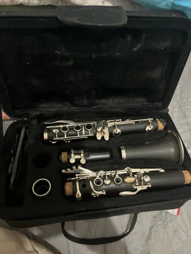 Clarinete soprano em Si? (Bb)