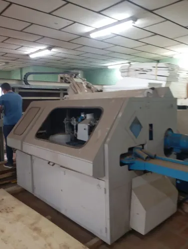 Máquina para marcenaria 