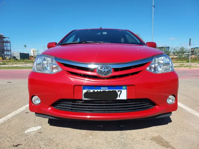 Toyota Etios XLS 1.5 Flex 16V 5P Mec. 2013