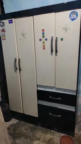 Vendo guarda-roupa