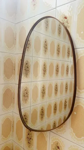 Espelho de Parede Orgânico / Oval com Moldura Fina
