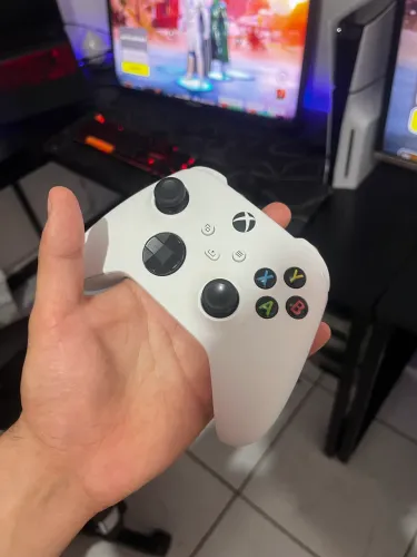 Controle Xbox séries troco por controle de ps5