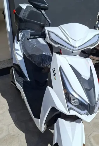 Scooter Elétrica Capri 2026