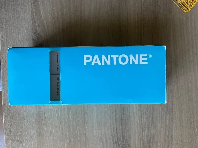 Pantone Formula Guide | Coated & Uncoated
