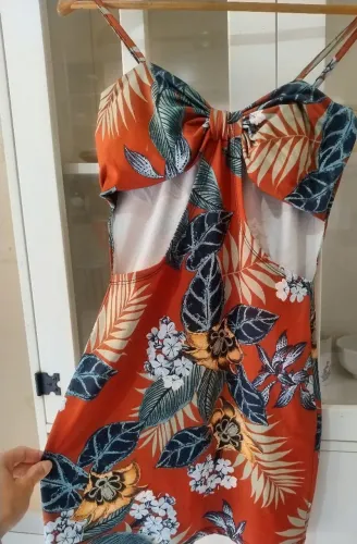 Roupas em ótimo estado.