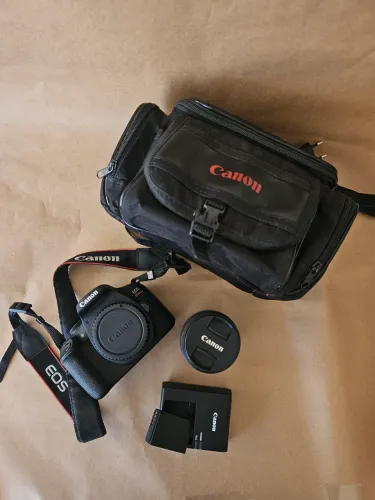 Camera EOS Canon t7 DSLR