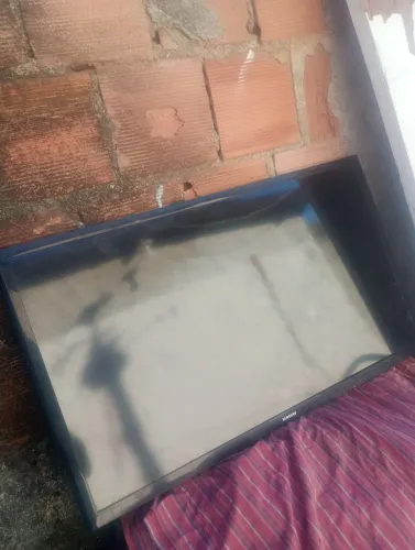 Televisão com defeito