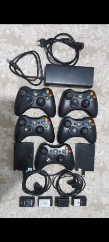 ACESSÓRIOS DE XBOX 360 VENDO E TROCO CUIDA.