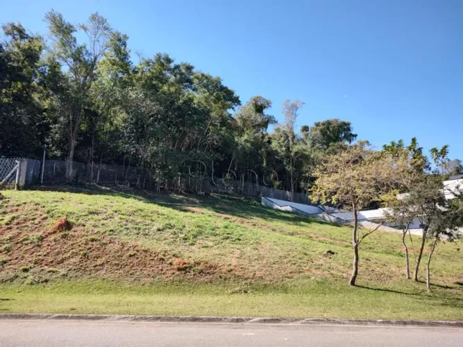 Terreno à venda com 851 m² no Reserva Santa Isabel, Louveira