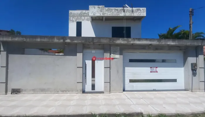CASA COMERCIAL em São Pedro da Aldeia - Rio de Janeiro, São José
