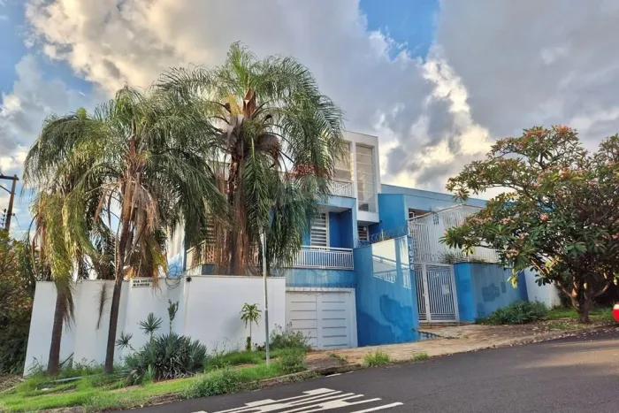 CASA DE ESQUINA , 588M², PRÓXIMO DA FIÚSA, RIBEIRÃO PRETO