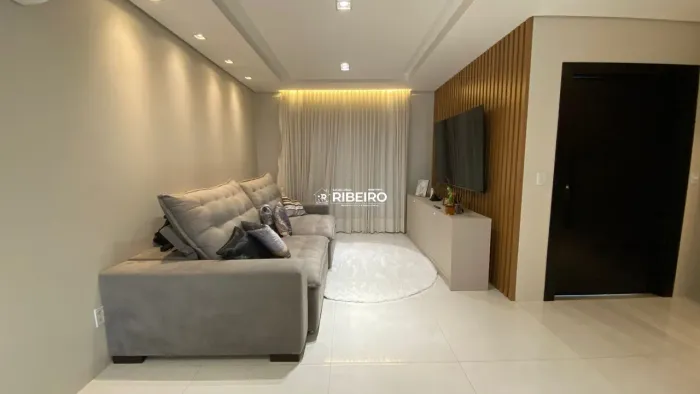 Sobrado no Condomínio Rio Madeira - R$ 1.500.000