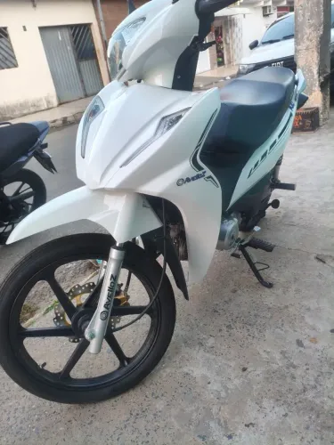 Moto Avelloz