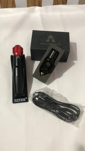 Máquina de tatuar e bateria sem fio pen 