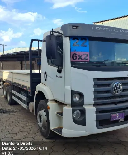 Volkswagen 24.280 E Constellation 6x2 2p (diesel)(E5) 2021/2022 Vamos Seminovos Goiania