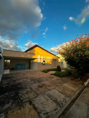 Casa com 3 Quartos no Condomínio Village Jóia em Timon