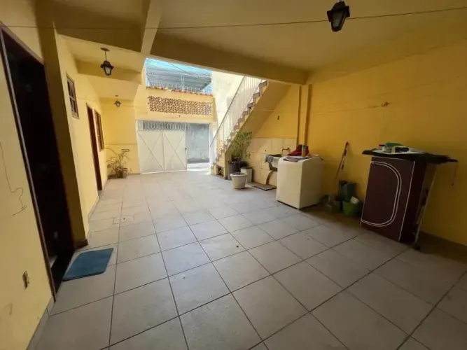 OPORTUNIDADE!! Casa independente duplex com 2 quartos em Centro - Nilópolis - RJ