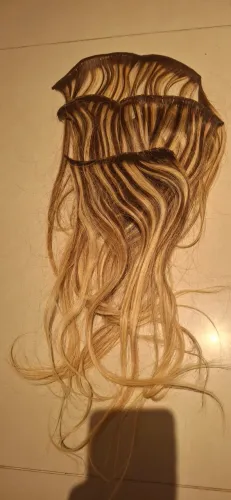 Vendo mega Hair lindo NATURAL e novo LOIRO