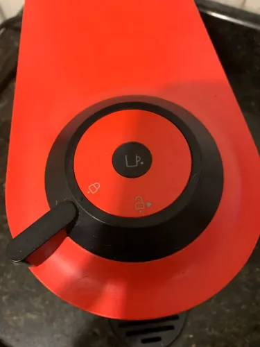Cafeteira Virtuo Nespresso