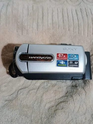 Câmera Sony ( sem carregador, FUNCIONANDO)