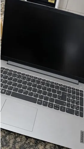 NOTEBOOK LENOVO 15,6" SEMINOVO + CARREGADOR | R$ 1499,00