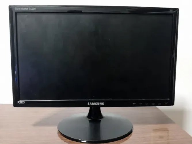 Monitor Samsung SyncMaster SA300 19" LED