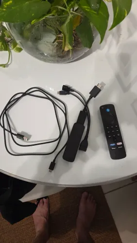Fire TV Stick 4K Max (Última Geração) + Adaptador USB