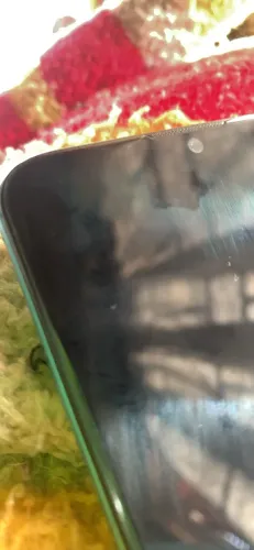 Celular e20 em ótimas condições