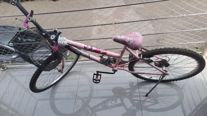 Bicicleta Feminina 21 Marchas top em perfeitas condições de uso 