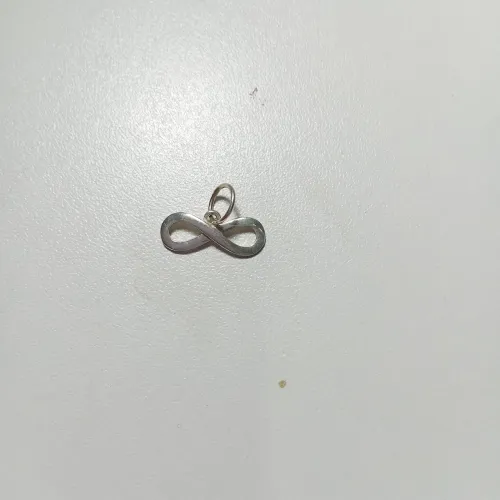 Pingente infinito em prata 925