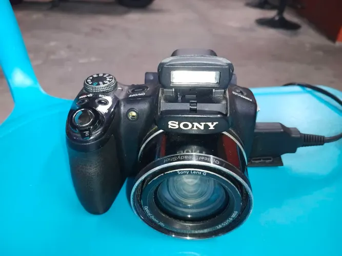 Câmera fotográfica sony 