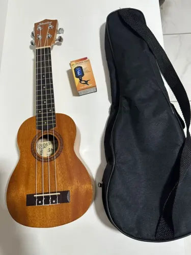 Ukulele Shelby - Instrumento Musical